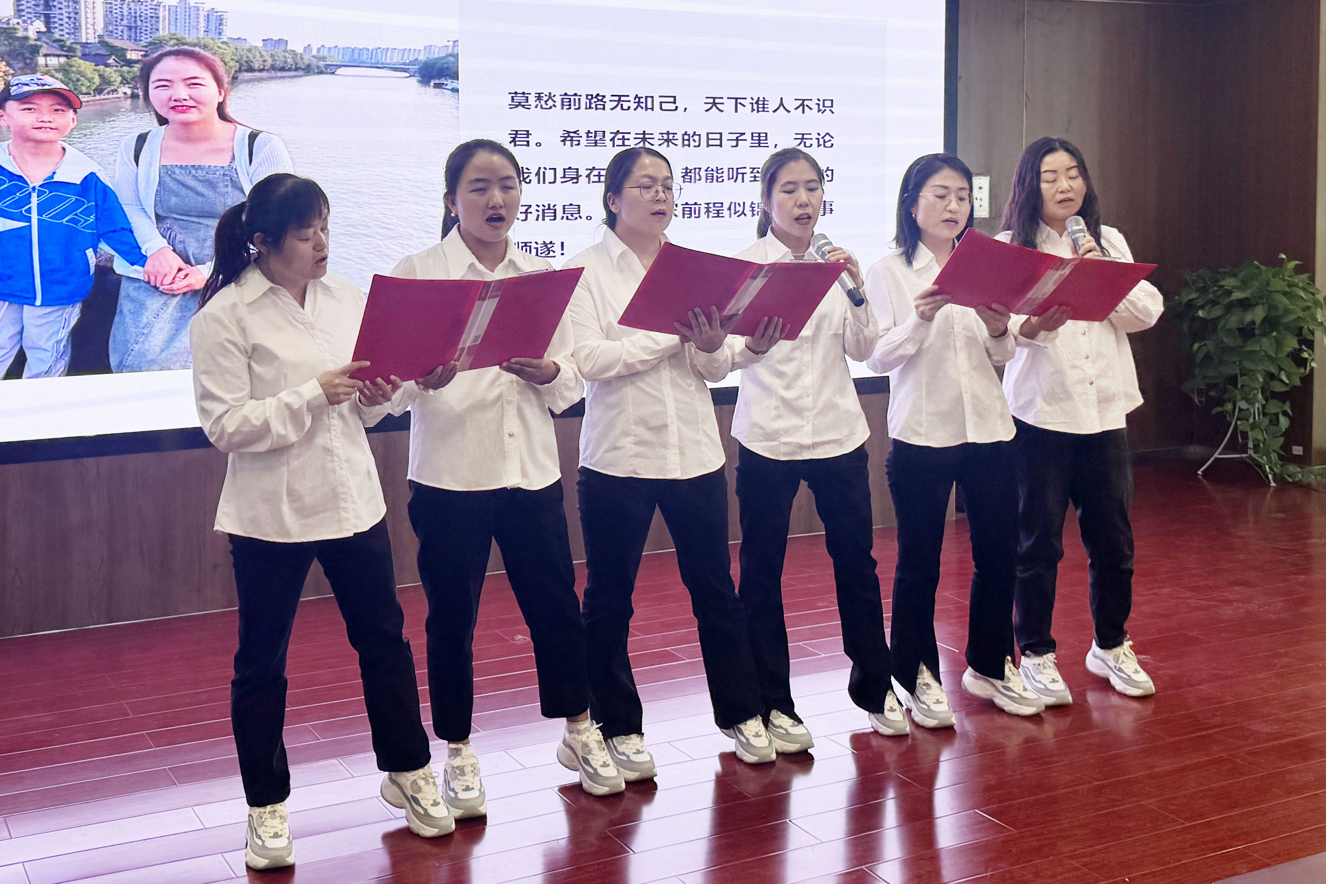 1767770726854264.jpg 一路生花.jpg